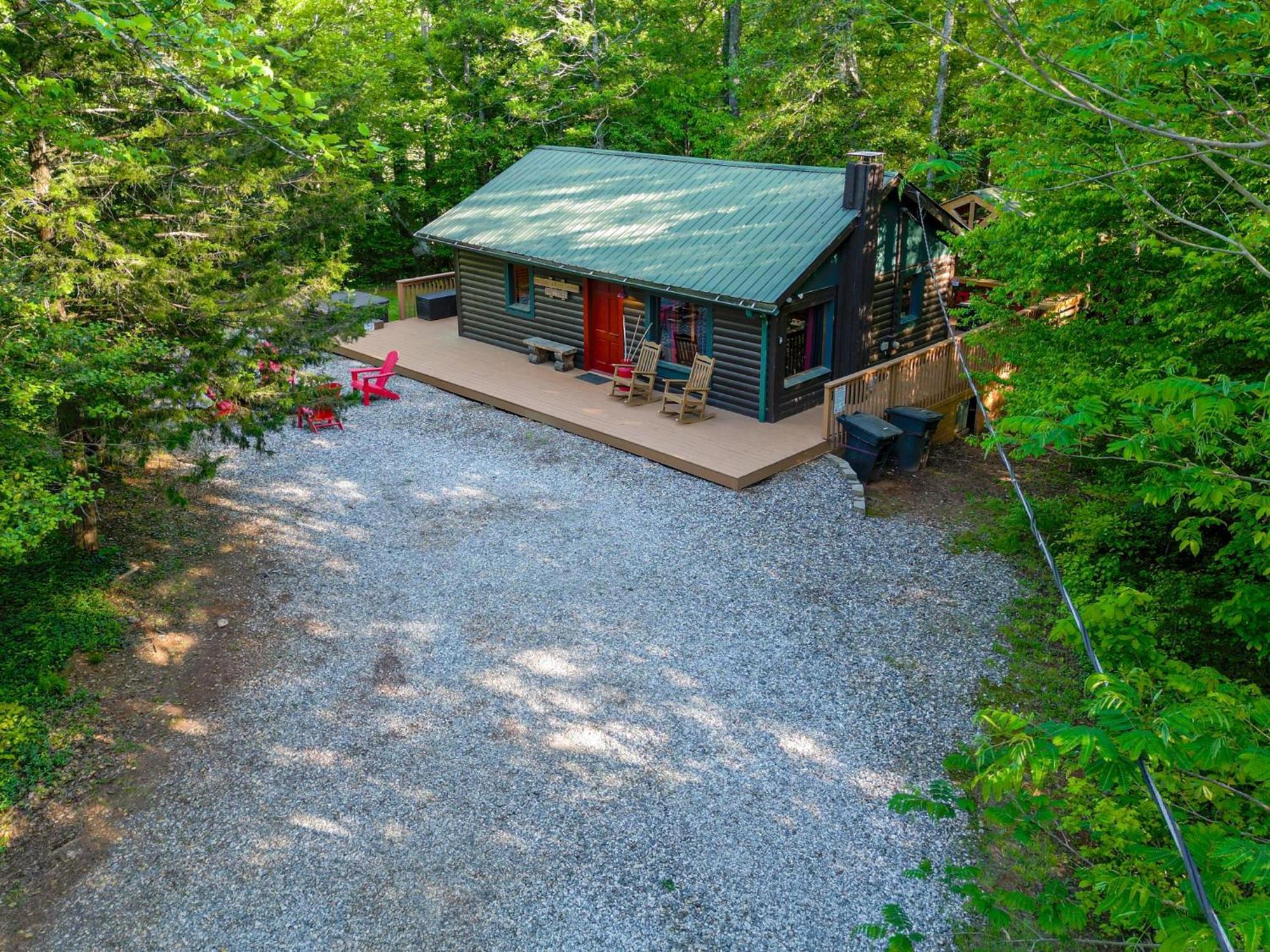 The Big Little Cabin - Hot Tub & Playground Dahlonega Exterior foto